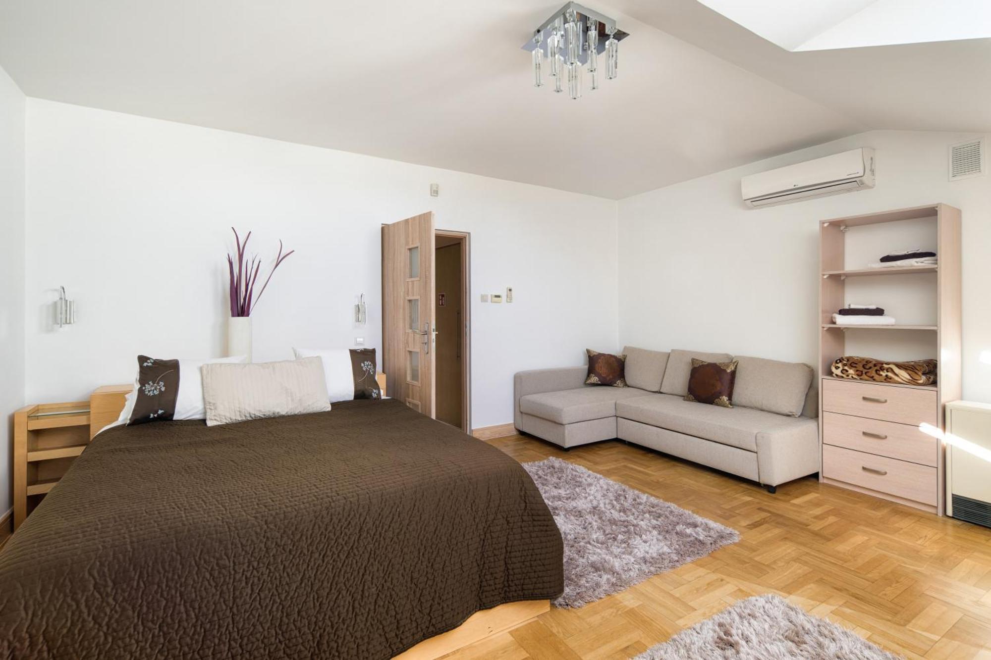 Apartament W Centrum - Duplex Penthouse In The Centre With Terrace And Air Conditioning Красков Екстериор снимка