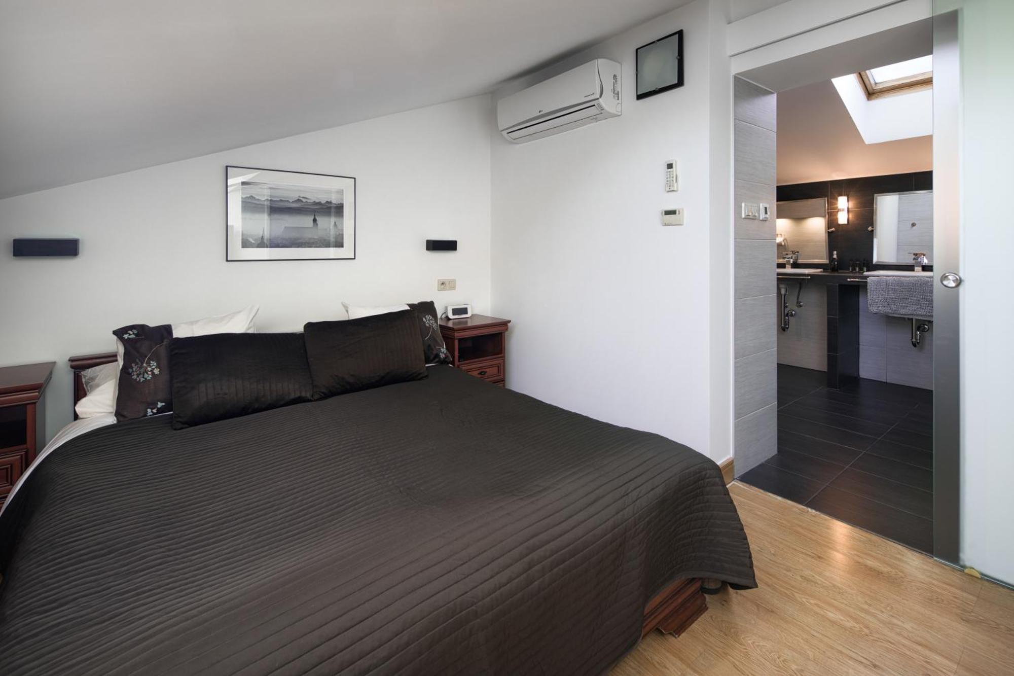 Apartament W Centrum - Duplex Penthouse In The Centre With Terrace And Air Conditioning Красков Екстериор снимка